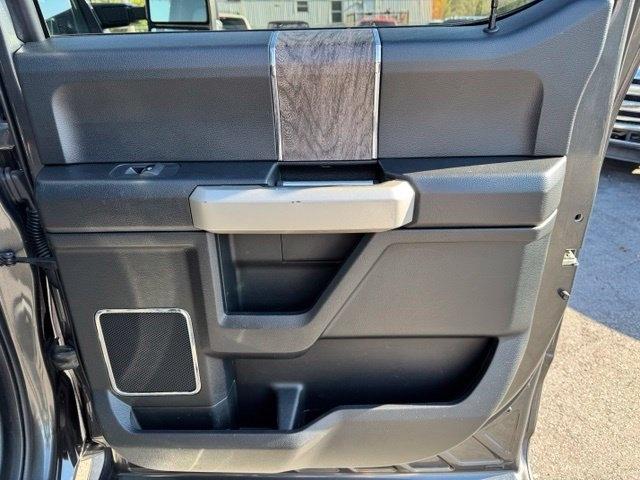 Ford Super Duty F-350 SRW Lariat 4WD Crew Cab 6.75' Box 2018