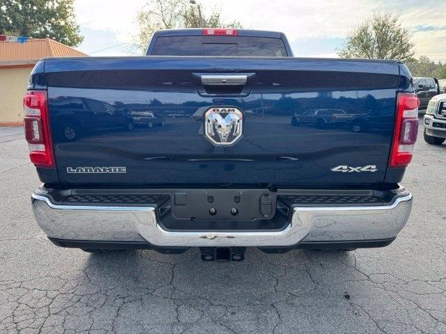 RAM 2500 Laramie 4x4 Crew Cab 6'4" Box 2022