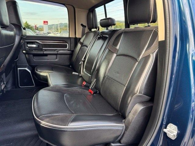 RAM 2500 Laramie 4x4 Crew Cab 6'4" Box 2022