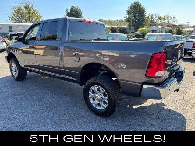 RAM 2500 Tradesman 4x4 Crew Cab 6'4" Box 2018