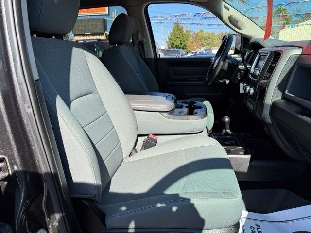 RAM 2500 Tradesman 4x4 Crew Cab 6'4" Box 2018