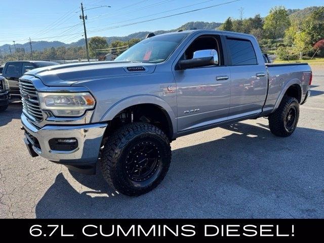 RAM 2500 Laramie 4x4 Crew Cab 6'4" Box 2020