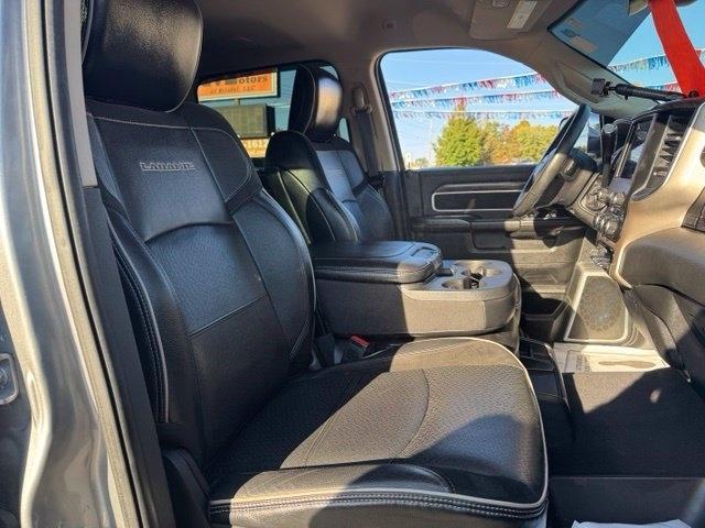 RAM 2500 Laramie 4x4 Crew Cab 6'4" Box 2020