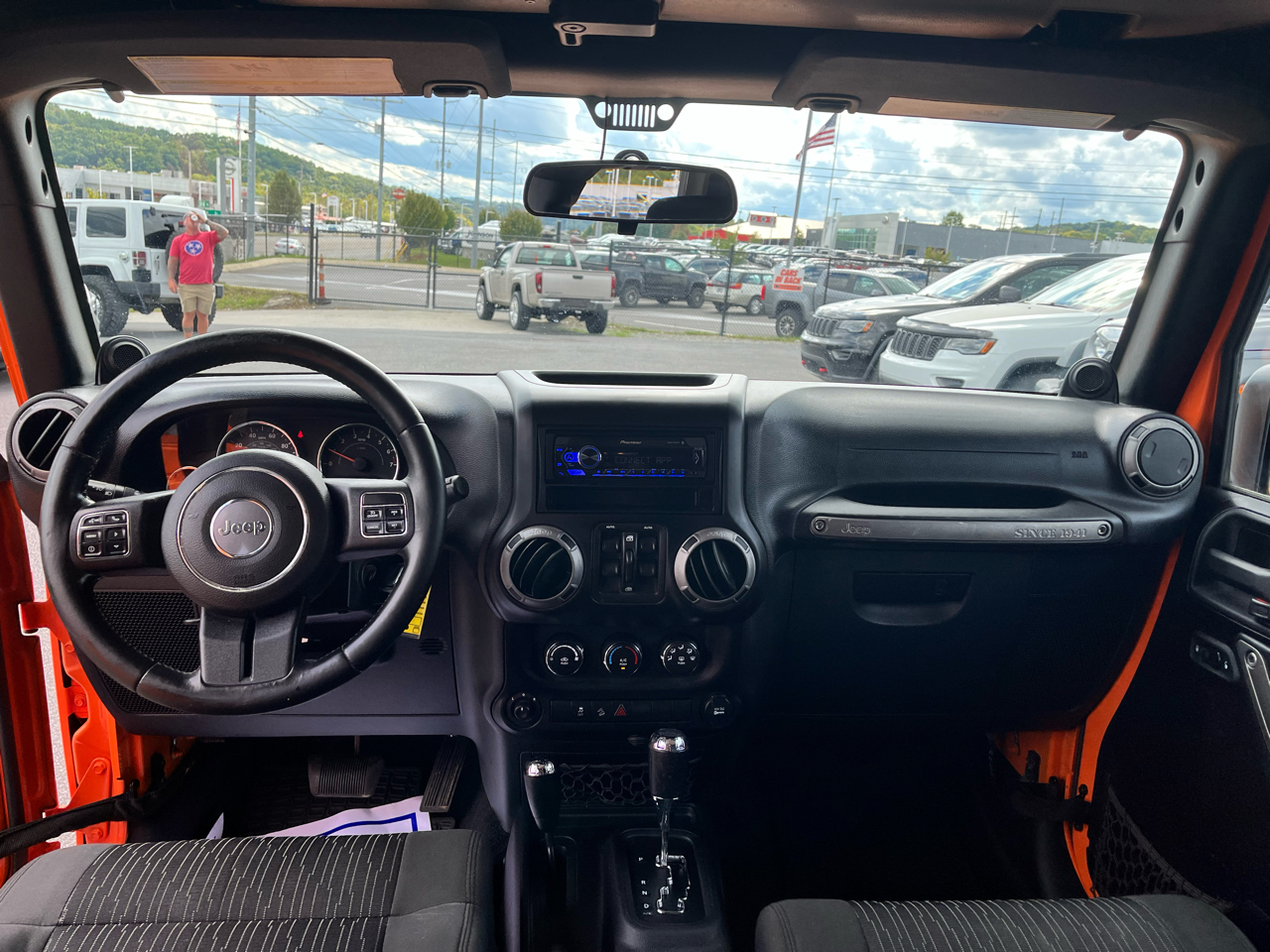 2012 Jeep Wrangler Unlimited Sport photo 8