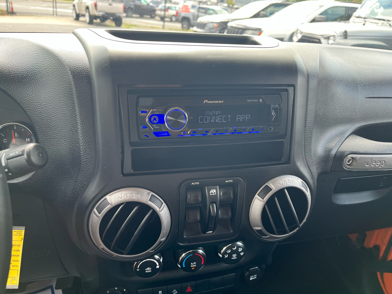 2012 Jeep Wrangler Unlimited Sport photo 18