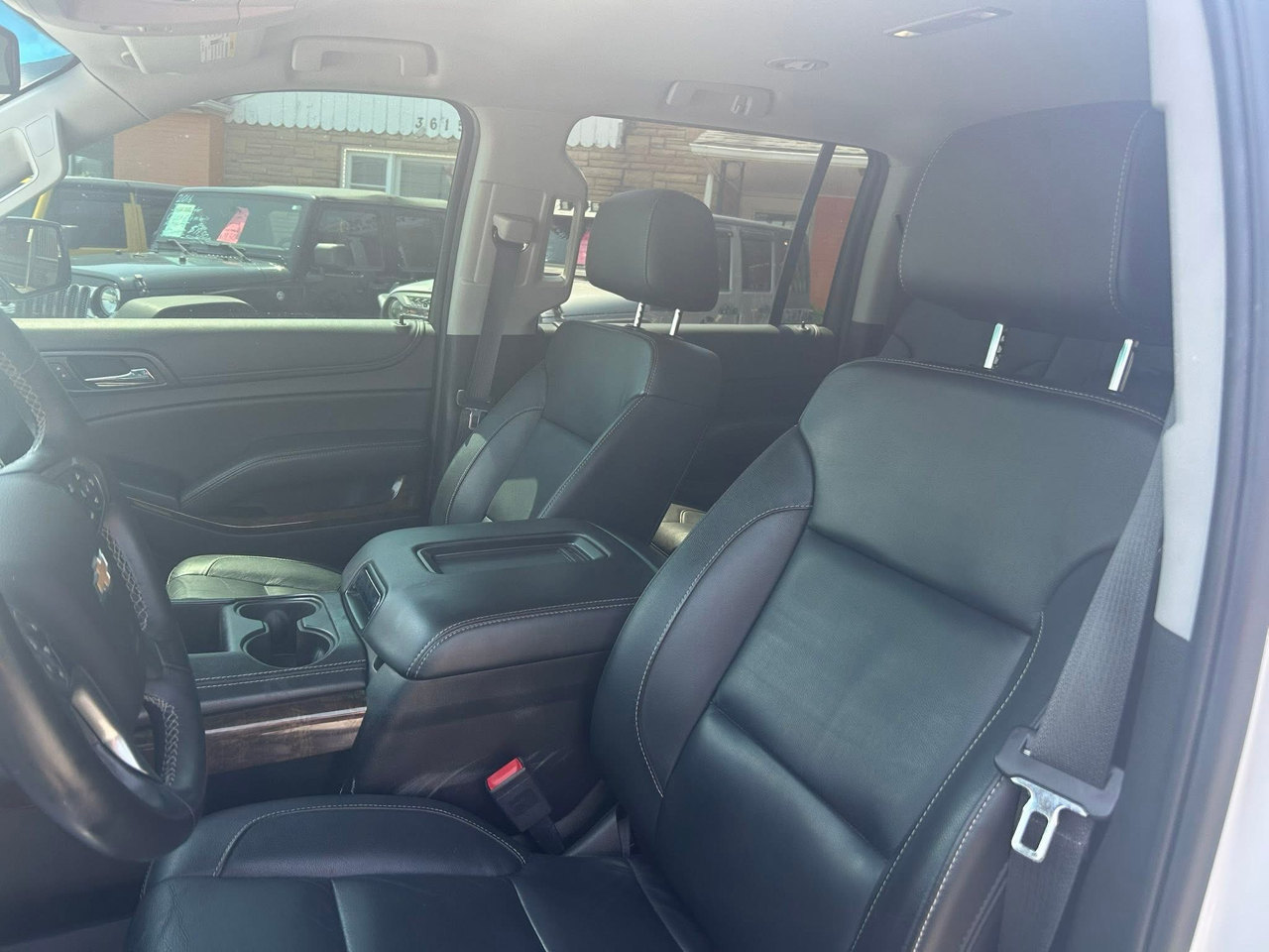 Chevrolet Suburban 4WD 4dr 1500 LT 2018