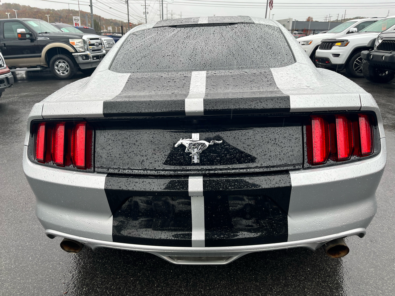 Ford Mustang 2dr Fastback V6 2015 Ford Mustang 2dr Fastback V6 2015