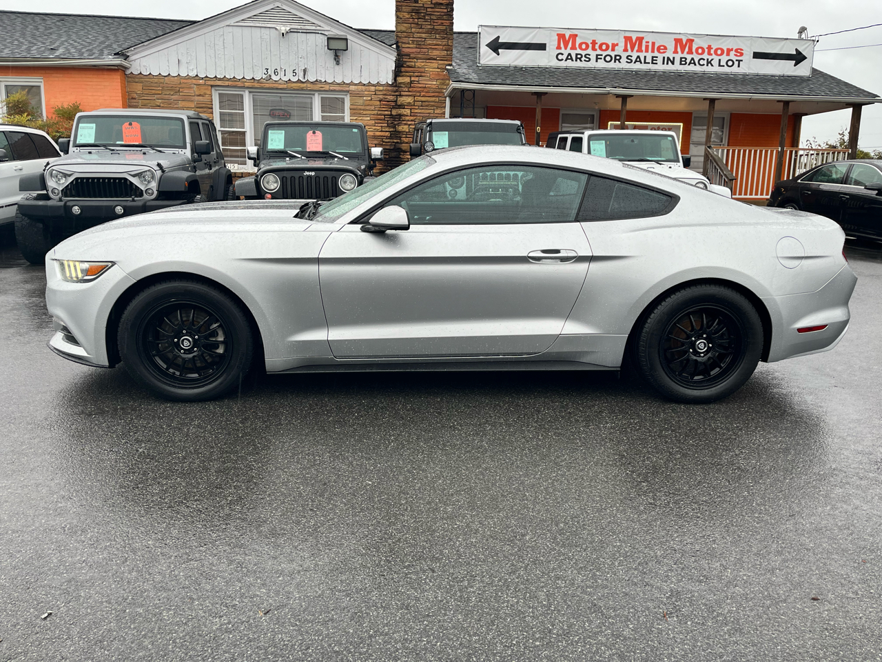 Ford Mustang 2dr Fastback V6 2015 Ford Mustang 2dr Fastback V6 2015