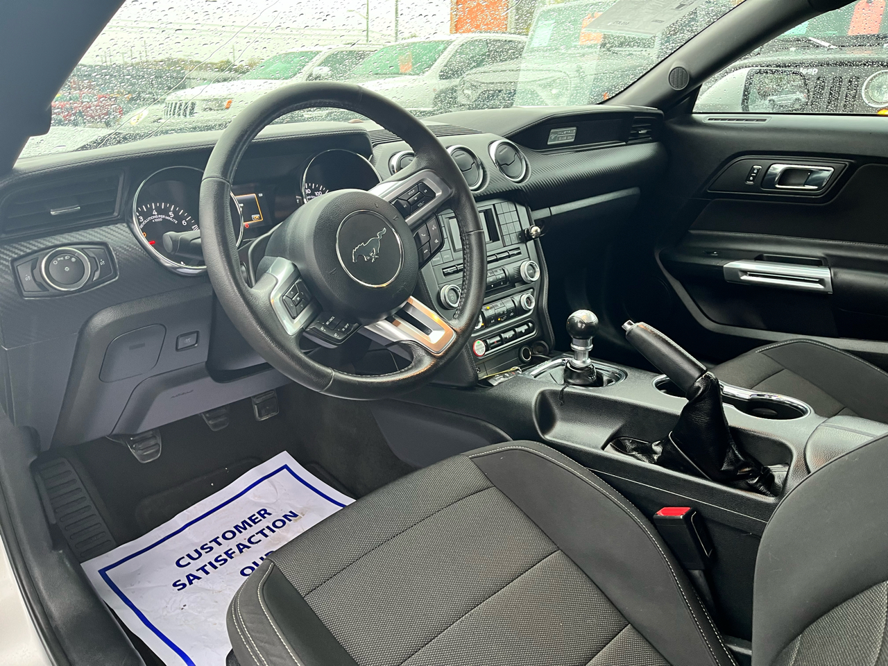 Ford Mustang 2dr Fastback V6 2015 Ford Mustang 2dr Fastback V6 2015