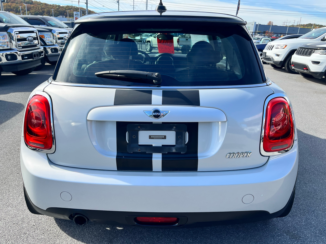 MINI Cooper Hardtop 2dr HB 2015 MINI Cooper Hardtop 2dr HB 2015
