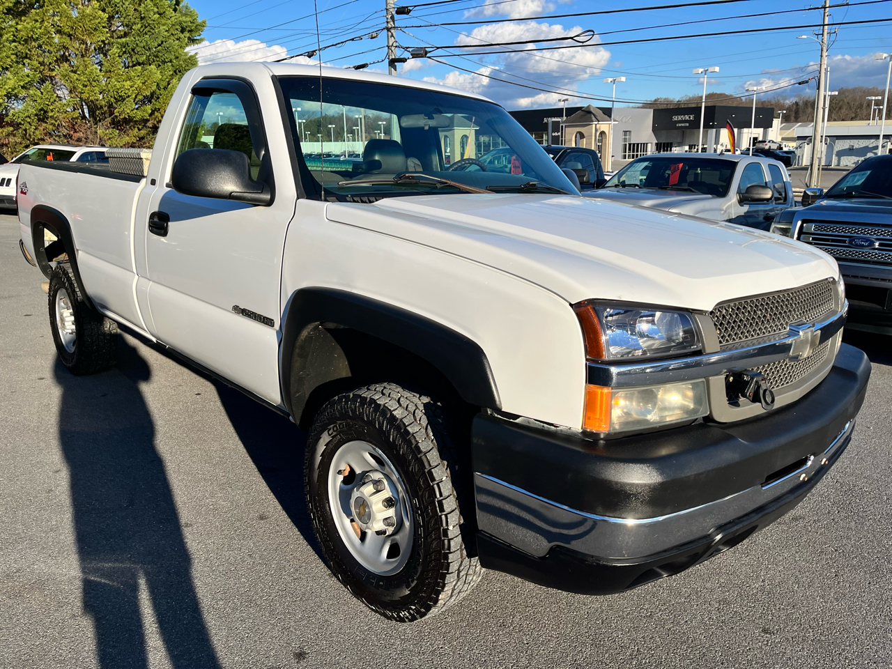 Chevrolet Silverado 2500HD Reg Cab 133" WB 4WD Work Truck 2004
