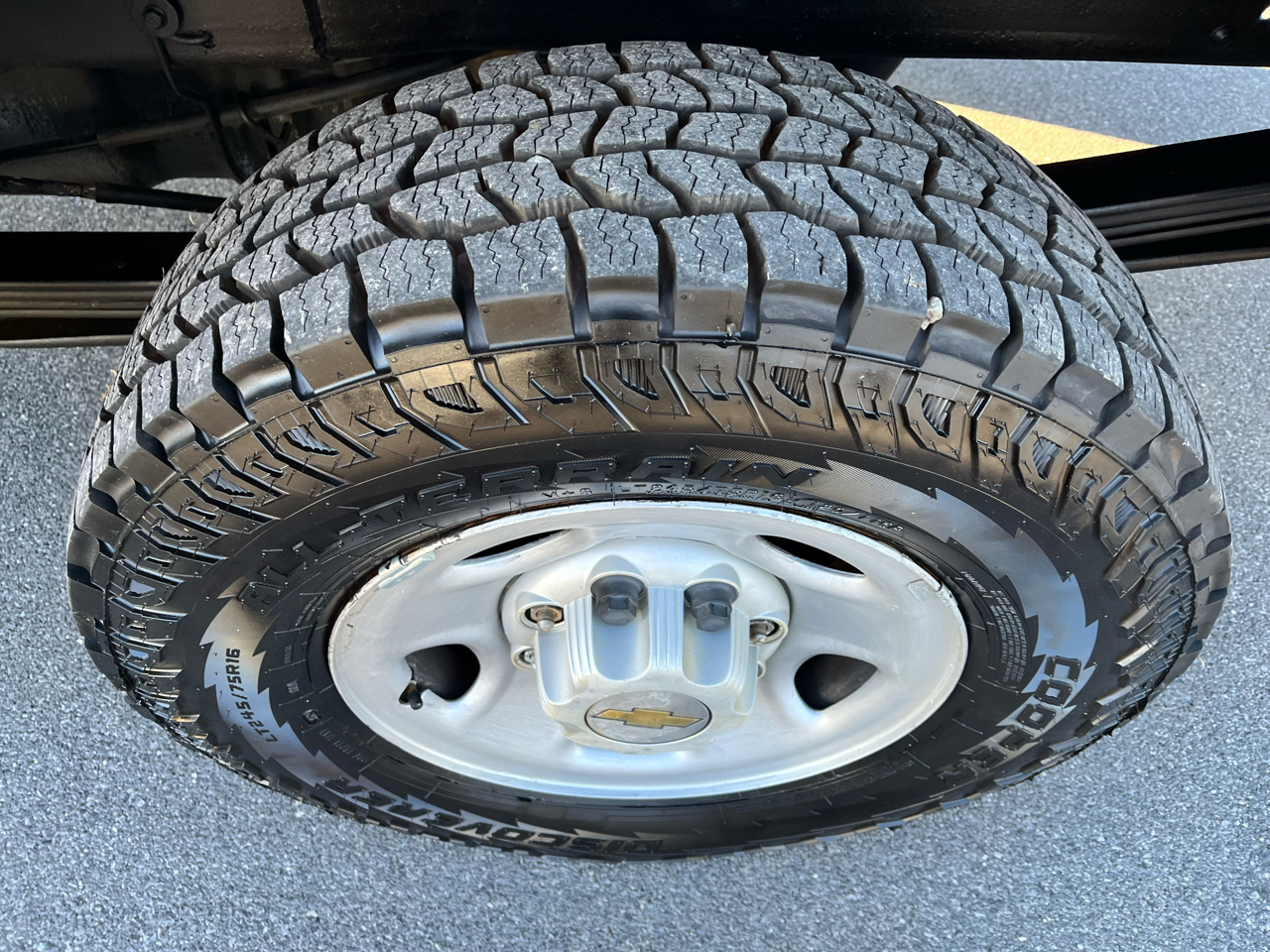 Chevrolet Silverado 2500HD Reg Cab 133" WB 4WD Work Truck 2004