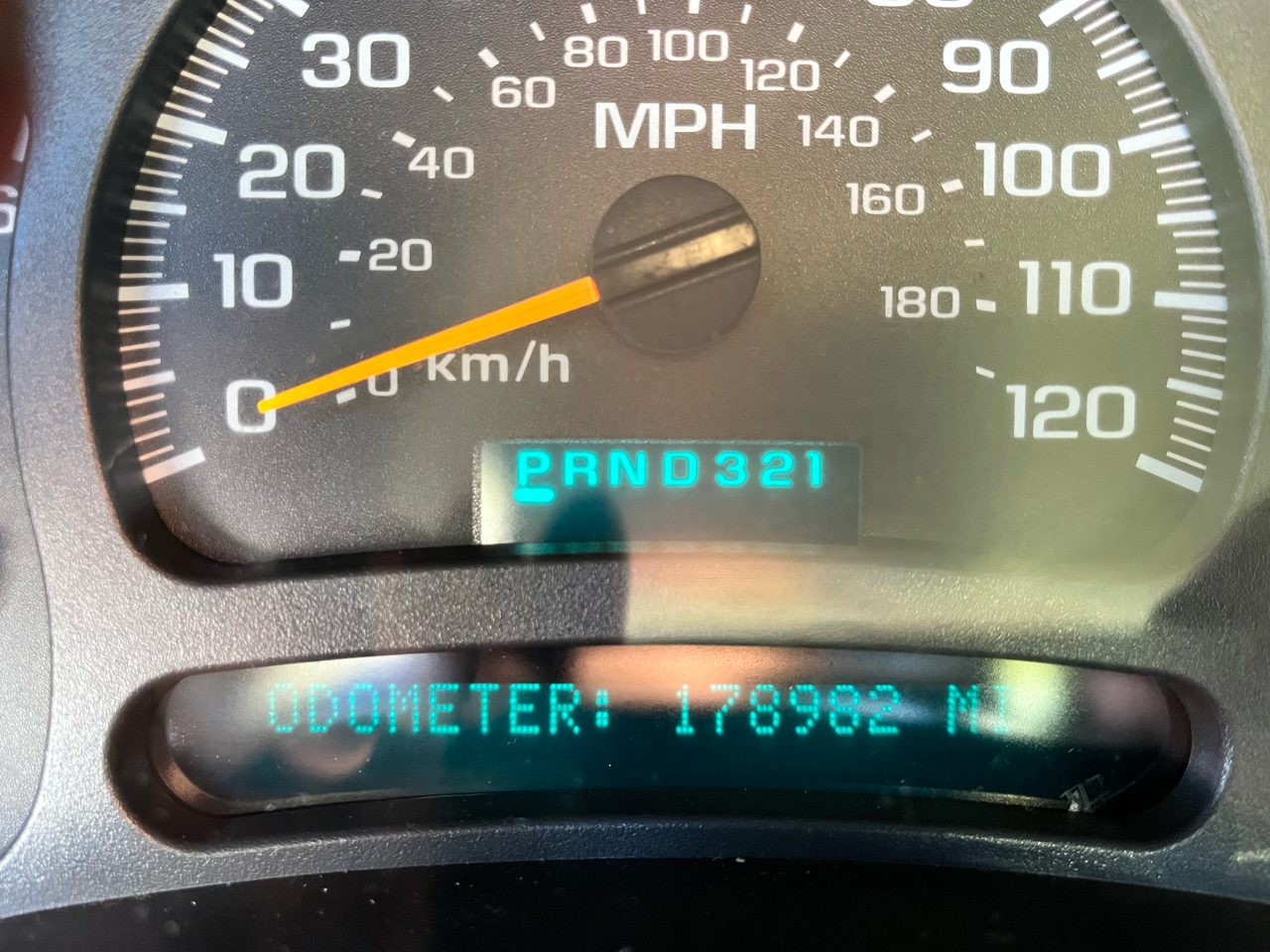 Chevrolet Silverado 2500HD Reg Cab 133" WB 4WD Work Truck 2004