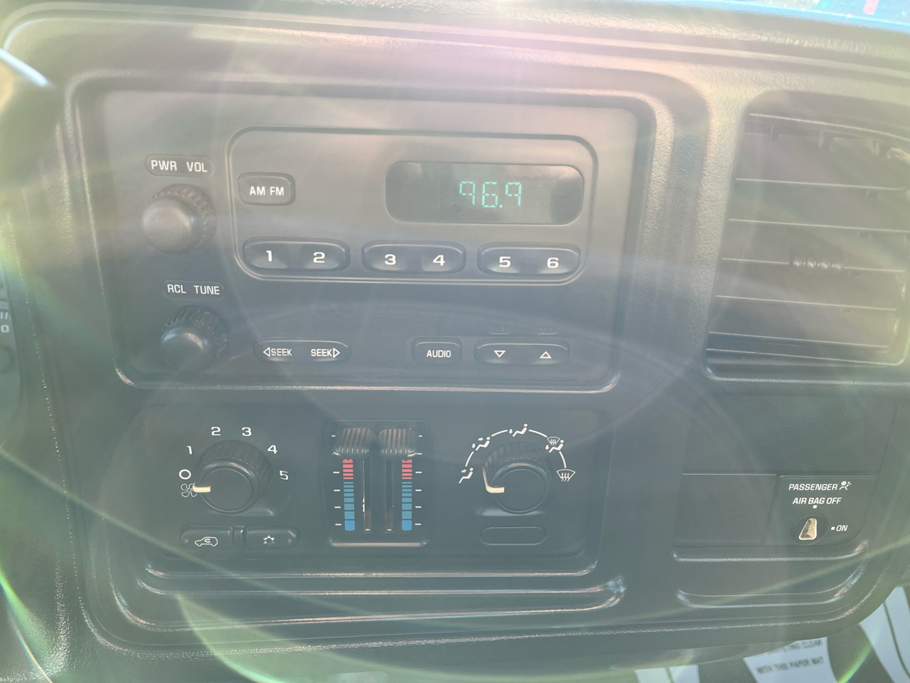 Chevrolet Silverado 2500HD Reg Cab 133" WB 4WD Work Truck 2004