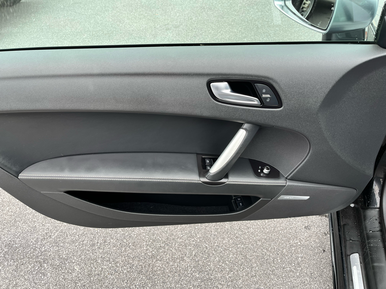 Audi TTS 2dr Cpe S tronic quattro 2.0T Prestige 2013