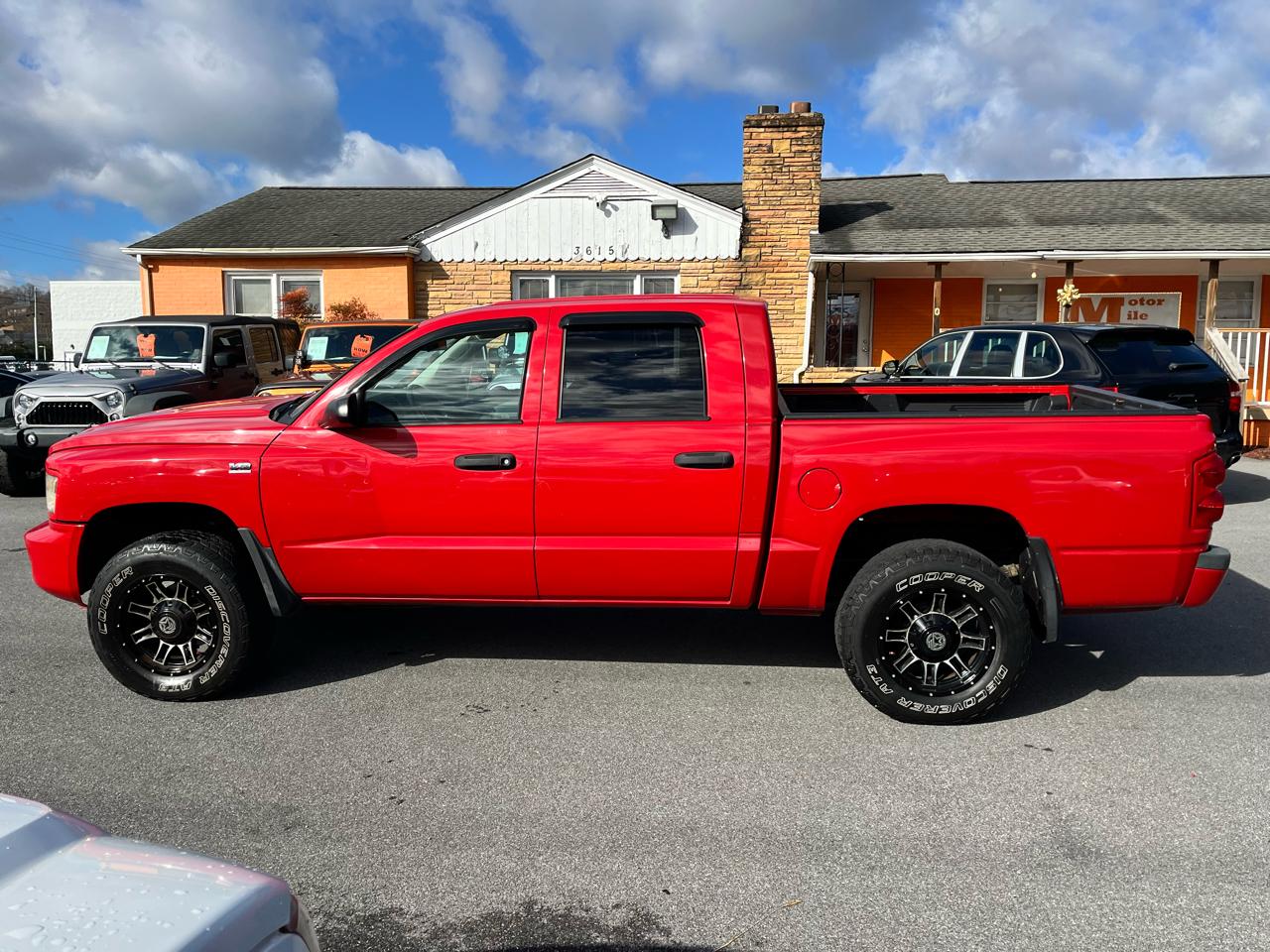 Dodge Dakota 4WD Crew Cab Bighorn/Lonestar 2011
