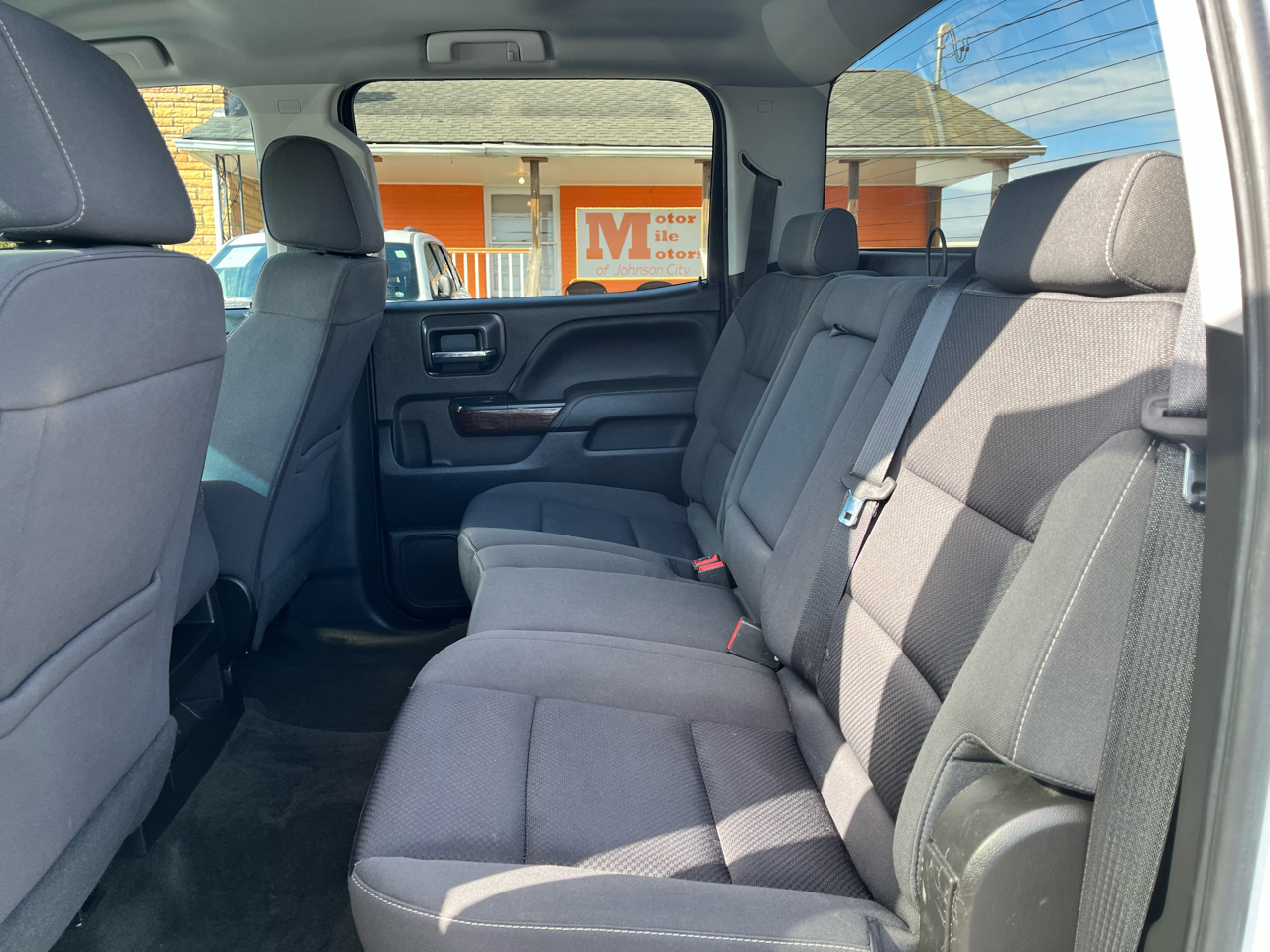 GMC Sierra 1500 4WD Crew Cab 153.0" SLE 2018