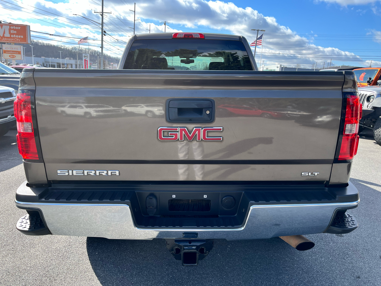 GMC Sierra 2500HD 4WD Crew Cab 153.7" SLT 2015