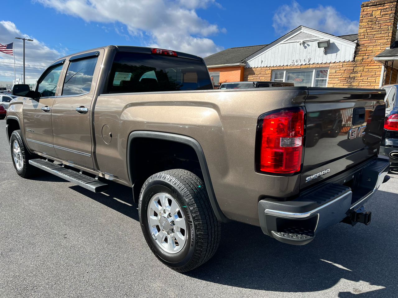 GMC Sierra 2500HD 4WD Crew Cab 153.7" SLT 2015