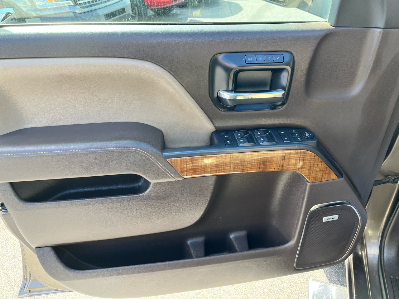 GMC Sierra 2500HD 4WD Crew Cab 153.7" SLT 2015