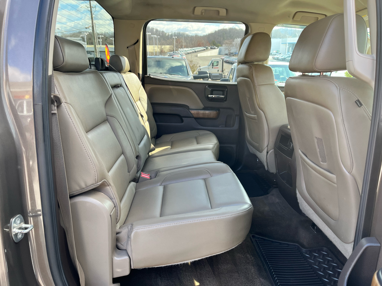 GMC Sierra 2500HD 4WD Crew Cab 153.7" SLT 2015