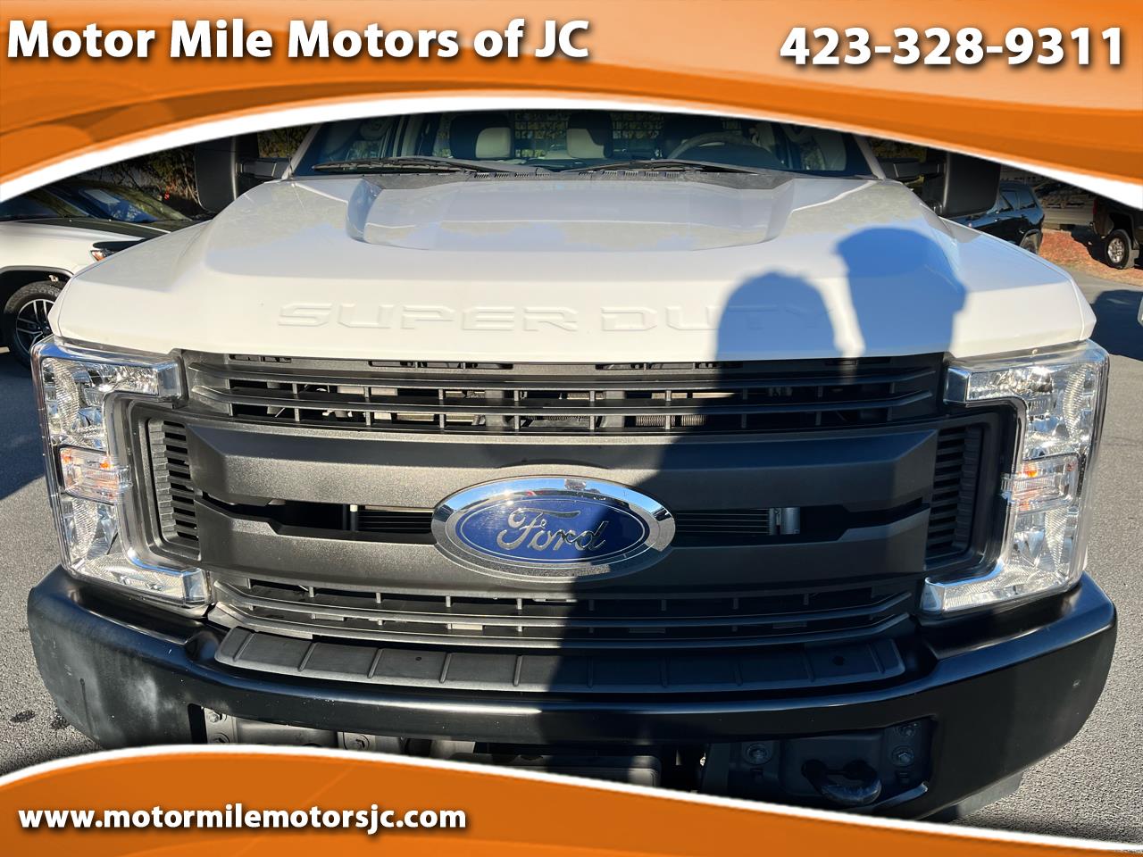 2017 Ford Super Duty F-250 SRW XL 2WD Reg Cab 8' Box