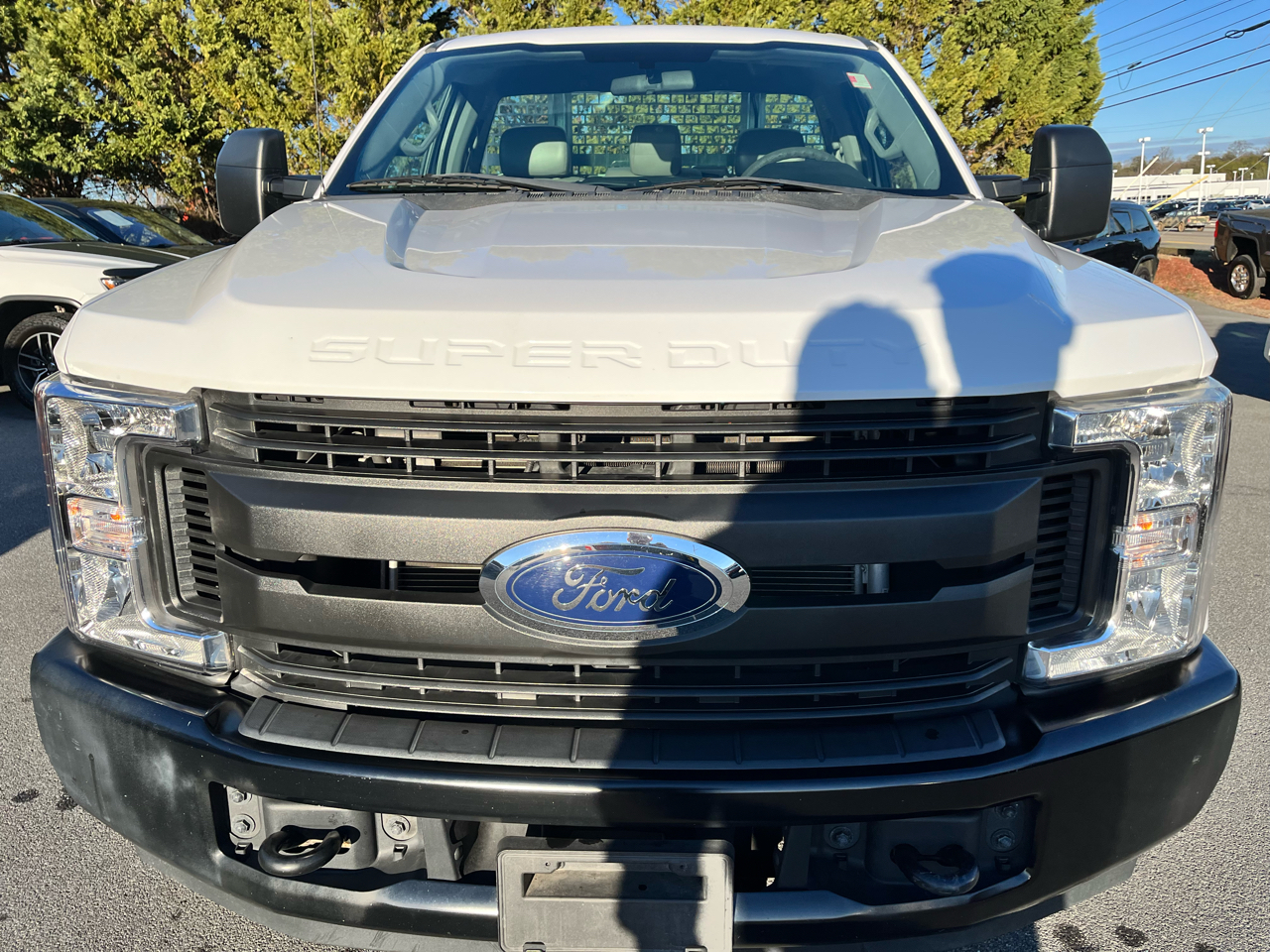 Ford Super Duty F-250 SRW XL 2WD Reg Cab 8' Box 2017