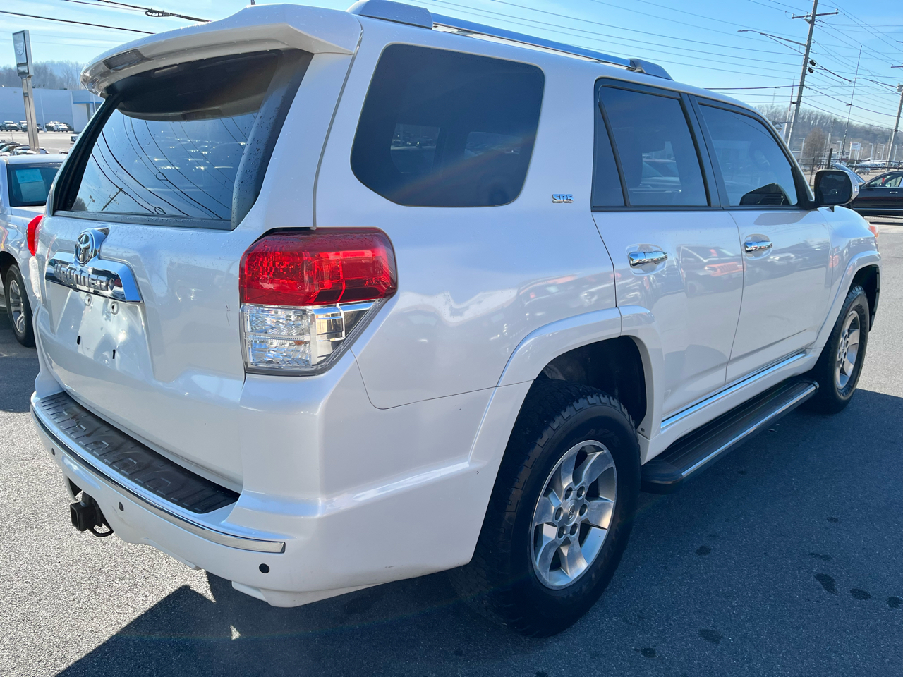 Toyota 4Runner 4WD 4dr V6 Limited (Natl) 2011