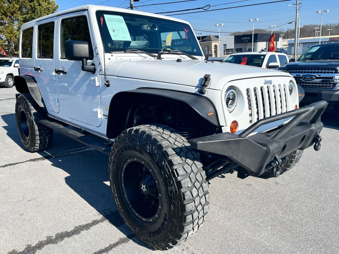 Jeep Wrangler Unlimited 4WD 4dr Sahara 2013