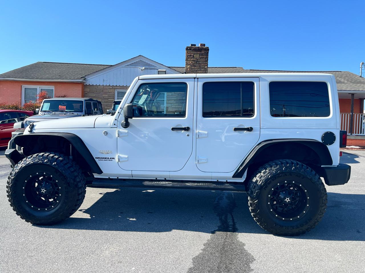Jeep Wrangler Unlimited 4WD 4dr Sahara 2013
