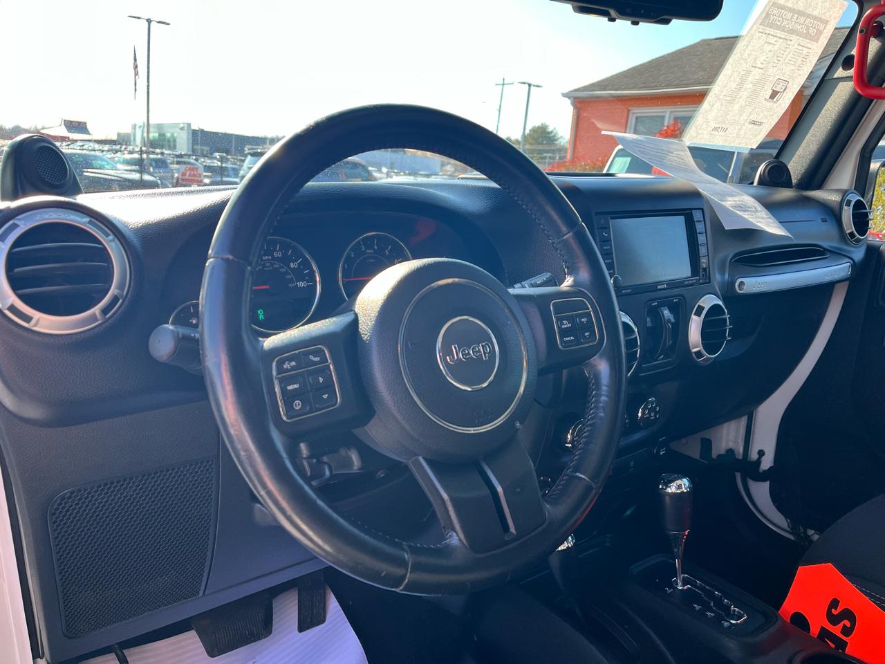 Jeep Wrangler Unlimited 4WD 4dr Sahara 2013