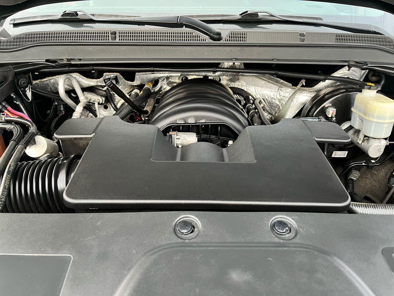 GMC Yukon 4WD 4dr SLT 2015