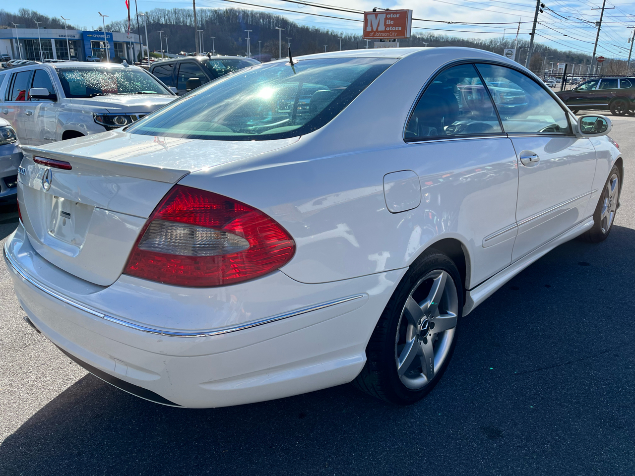 Mercedes-Benz CLK-Class 2dr Coupe 5.0L 2006