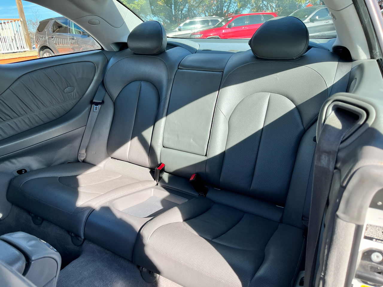 Mercedes-Benz CLK-Class 2dr Coupe 5.0L 2006