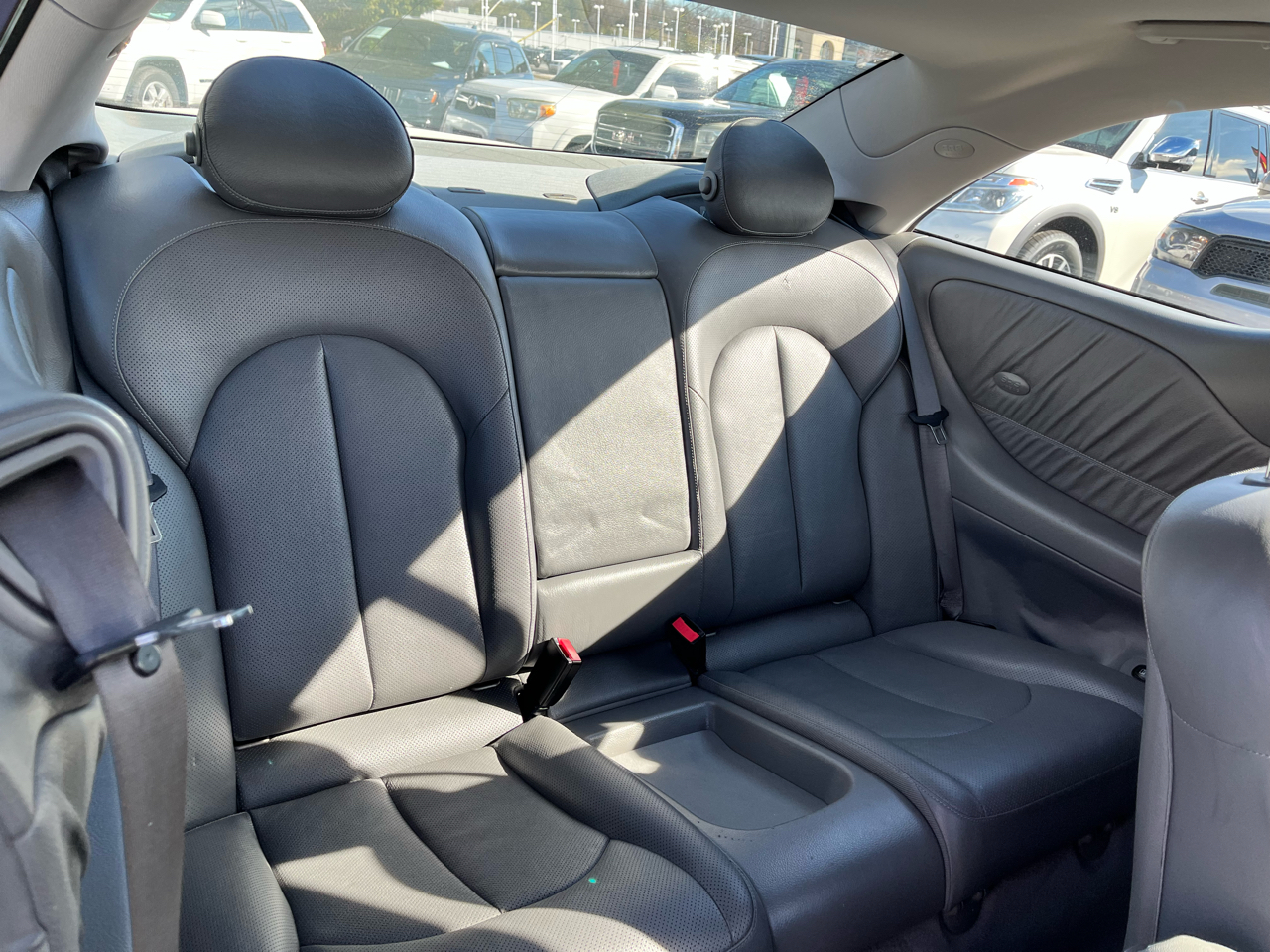 Mercedes-Benz CLK-Class 2dr Coupe 5.0L 2006