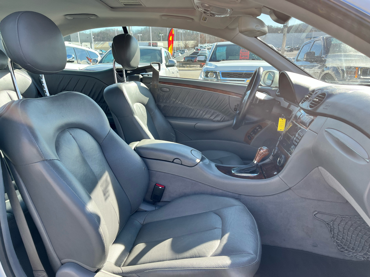 Mercedes-Benz CLK-Class 2dr Coupe 5.0L 2006