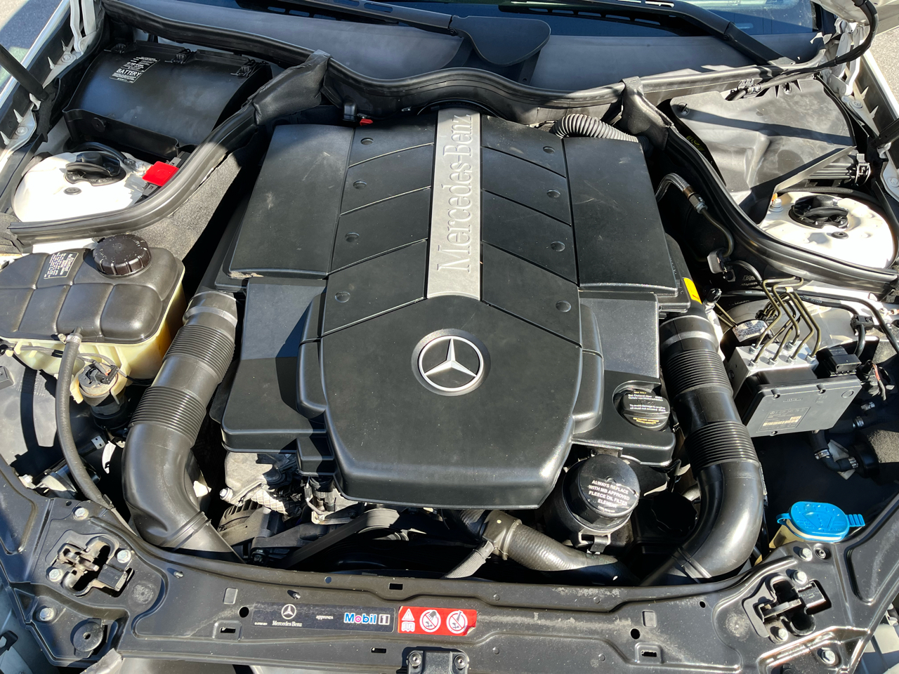 Mercedes-Benz CLK-Class 2dr Coupe 5.0L 2006