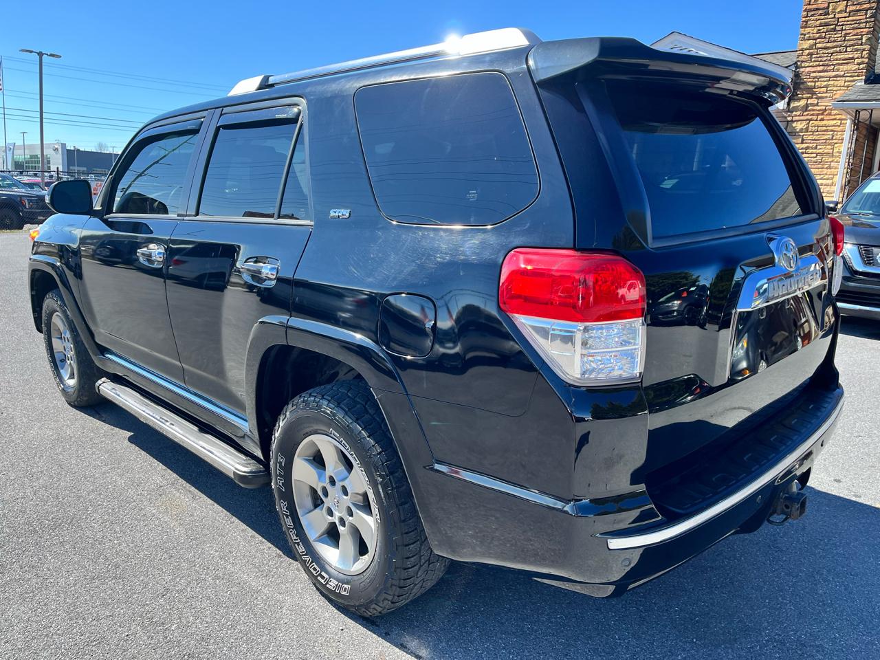 Toyota 4Runner 4WD 4dr V6 SR5 (Natl) 2013