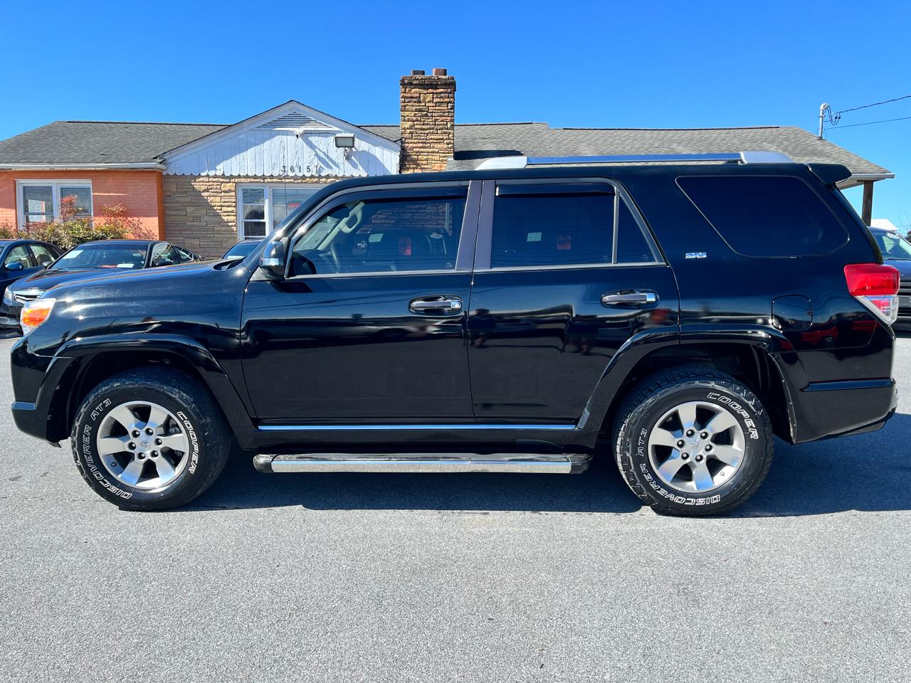 Toyota 4Runner 4WD 4dr V6 SR5 (Natl) 2013