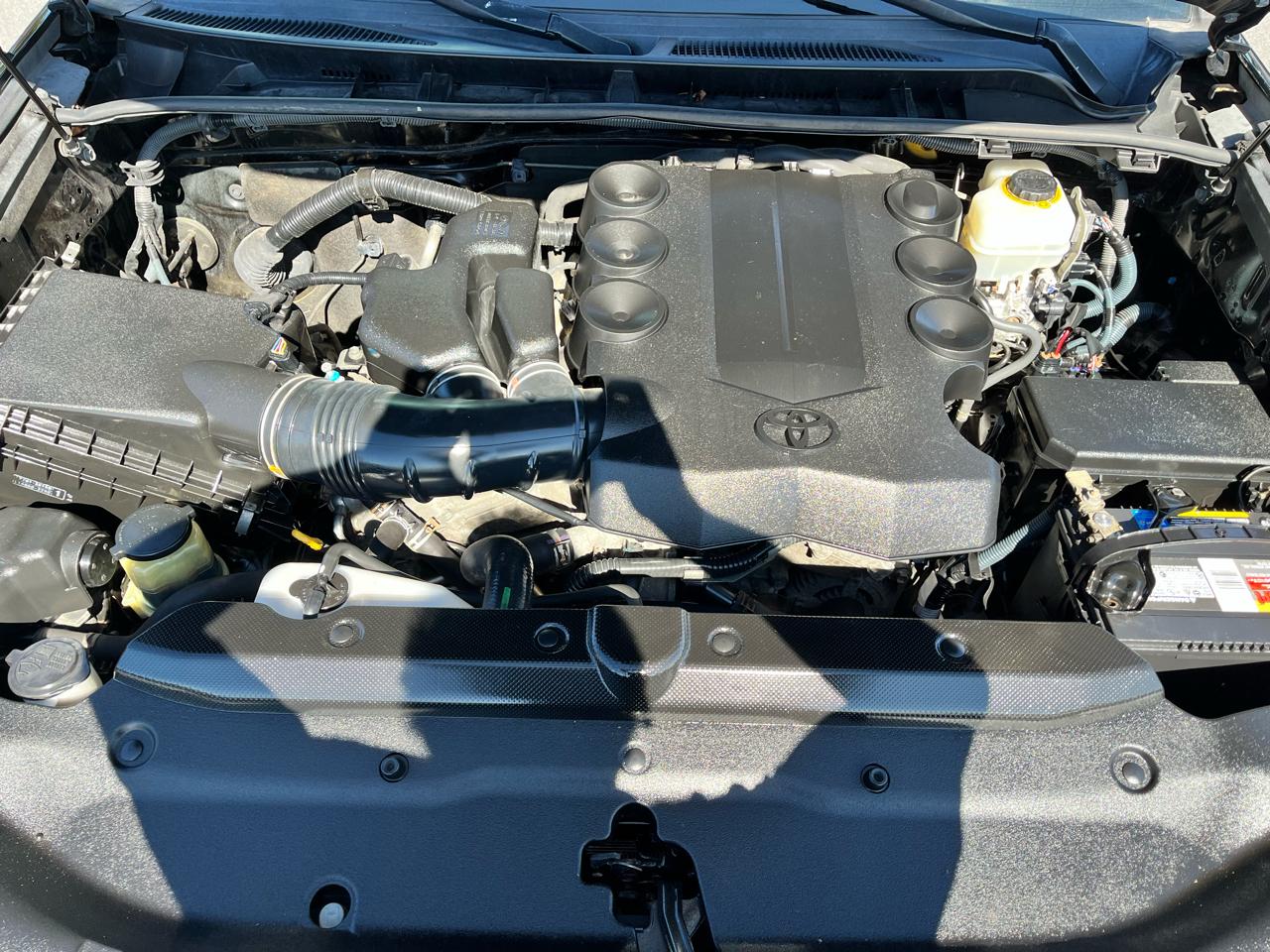 Toyota 4Runner 4WD 4dr V6 SR5 (Natl) 2013