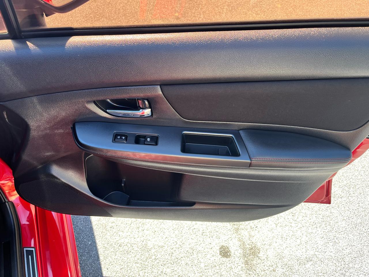 Subaru WRX 4dr Sdn CVT Premium 2015