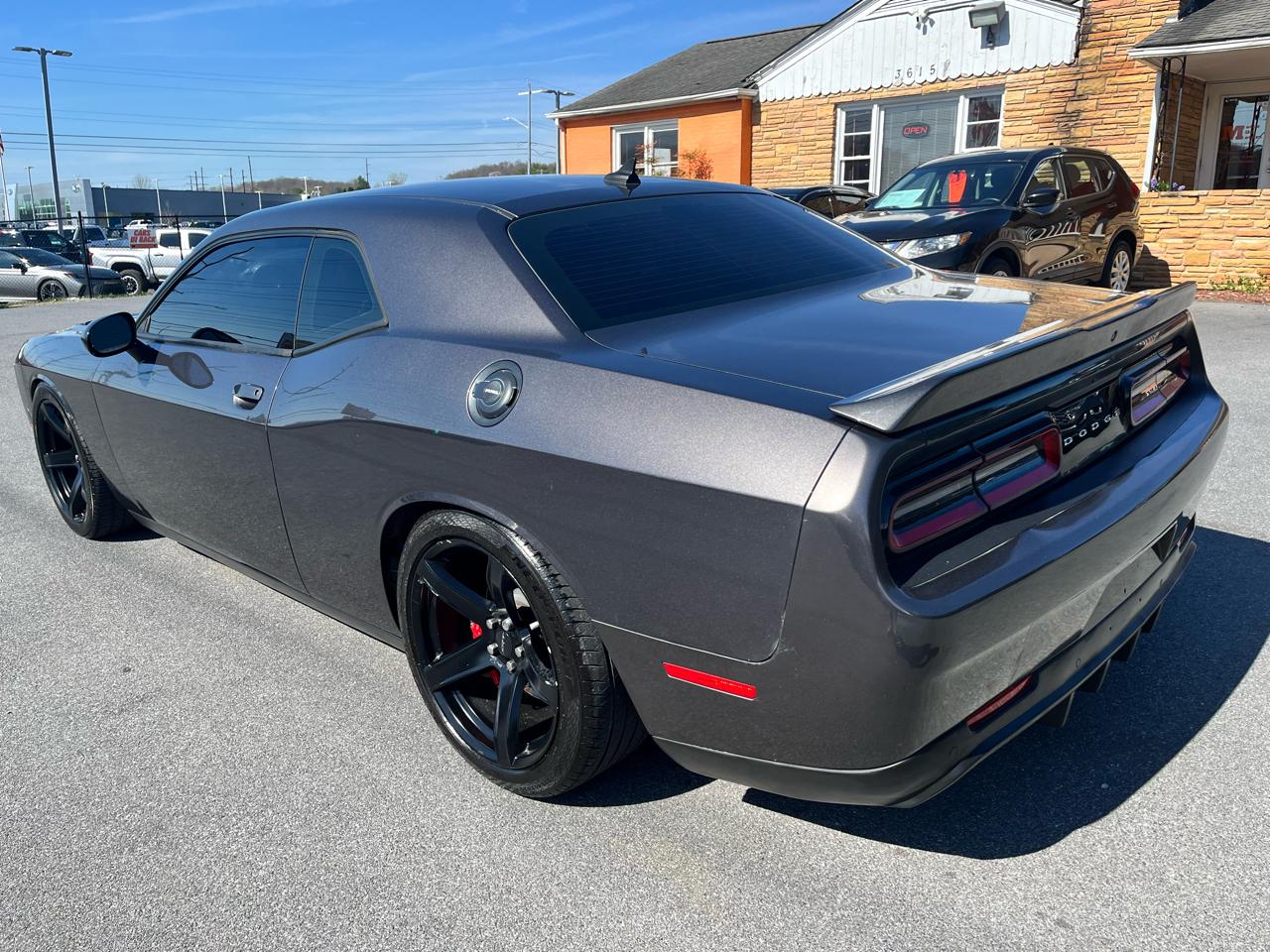 Dodge Challenger SXT RWD 2019