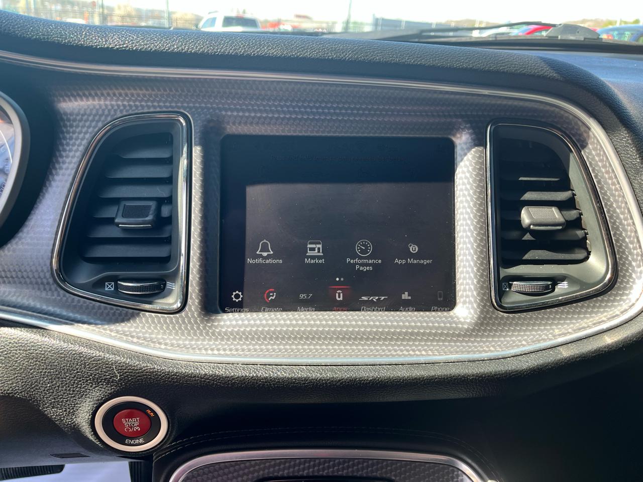 Dodge Challenger SXT RWD 2019