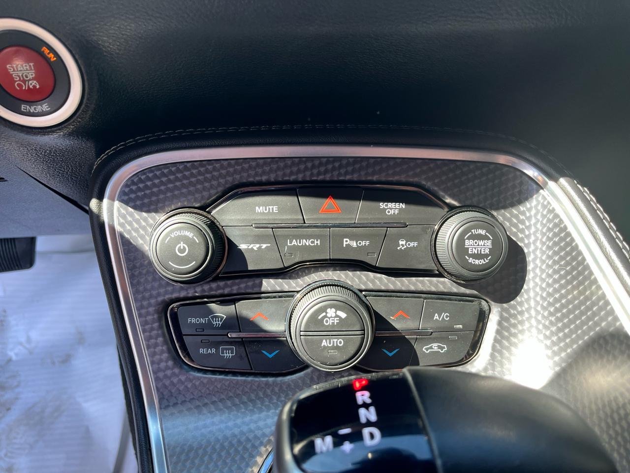 Dodge Challenger SXT RWD 2019