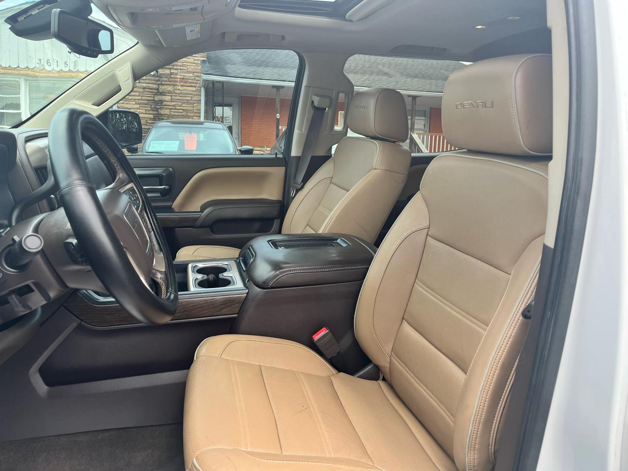 GMC Sierra 1500 4WD Crew Cab 143.5" Denali 2017