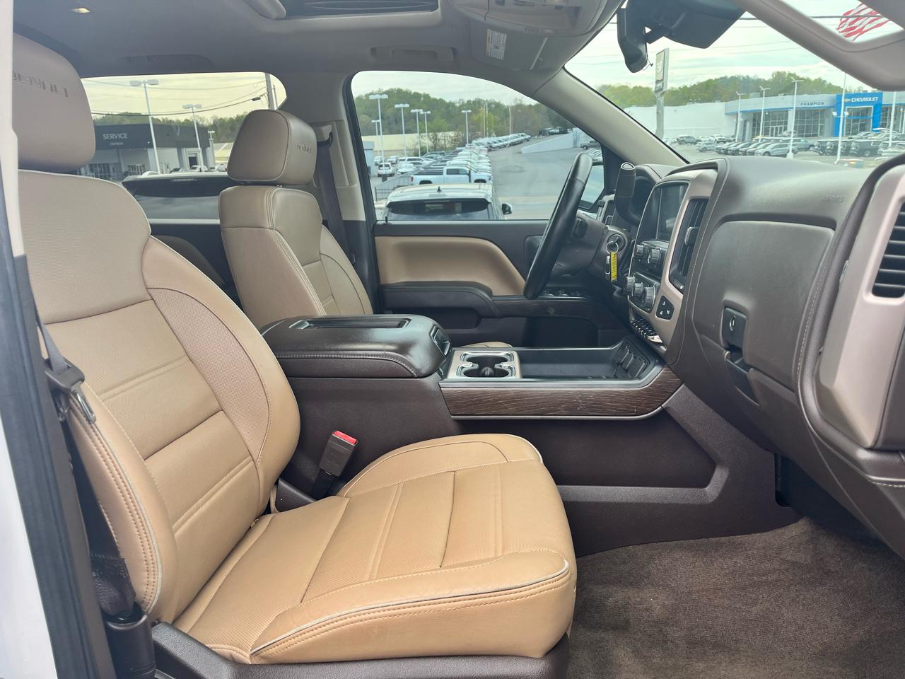 GMC Sierra 1500 4WD Crew Cab 143.5" Denali 2017