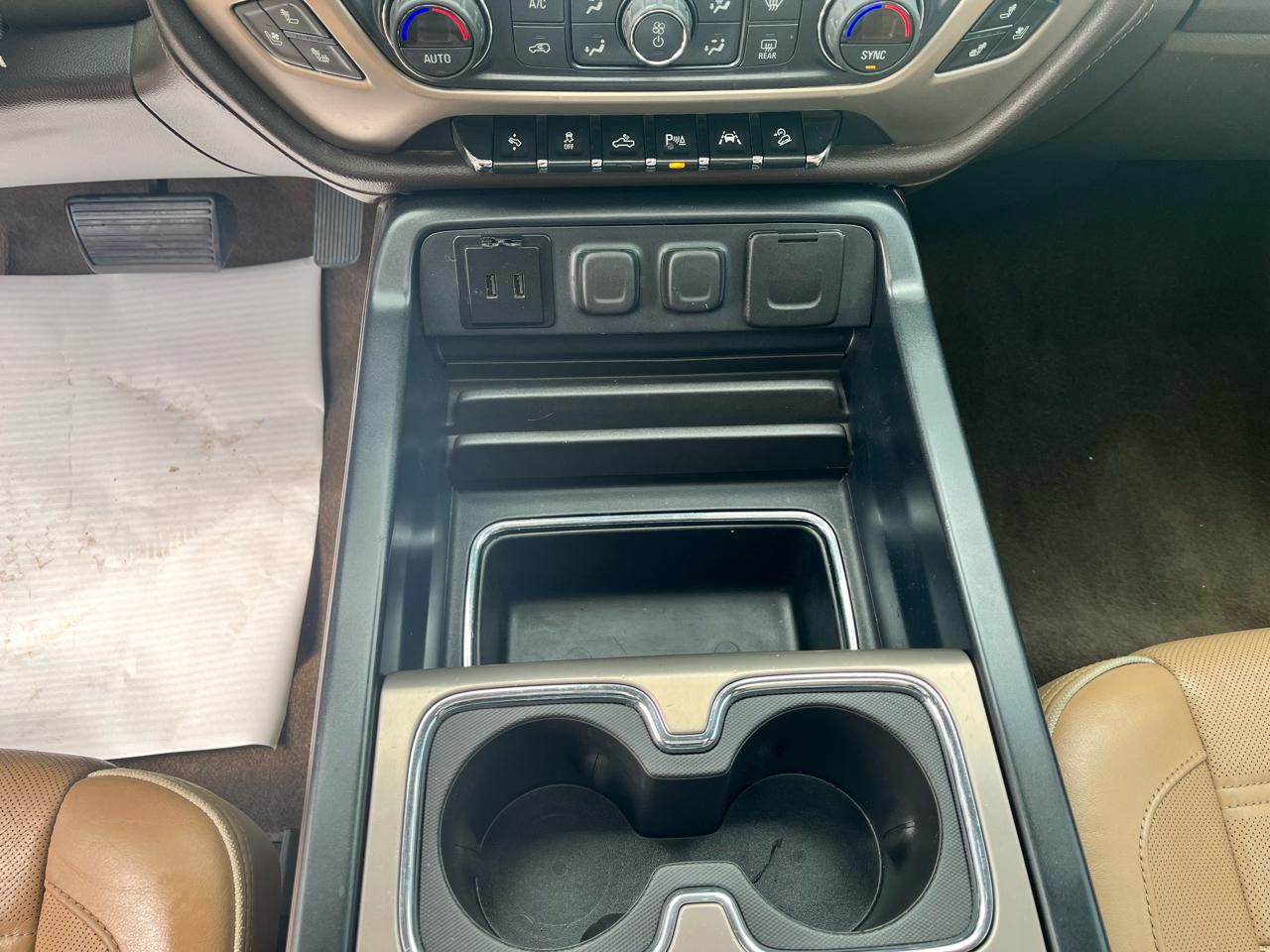 GMC Sierra 1500 4WD Crew Cab 143.5" Denali 2017