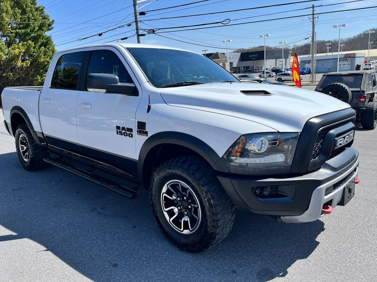 RAM 1500 4WD Crew Cab 140.5" Rebel 2016