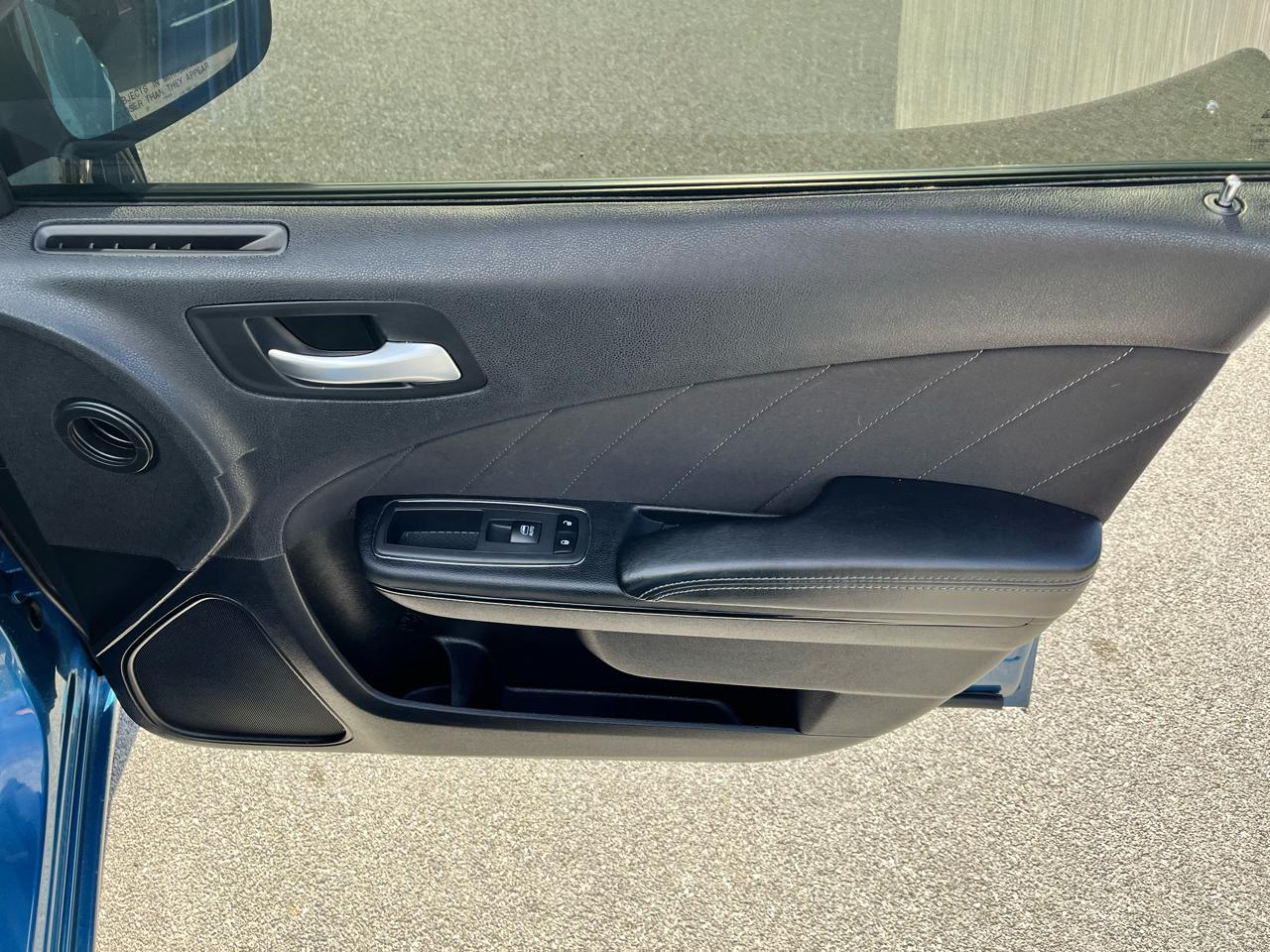 Dodge Charger SXT RWD 2020