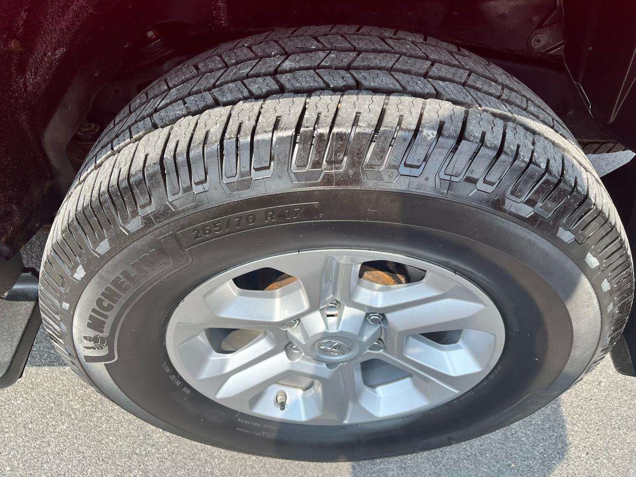 Toyota 4Runner 4dr SR5 V6 Auto 4WD (Natl) 2014